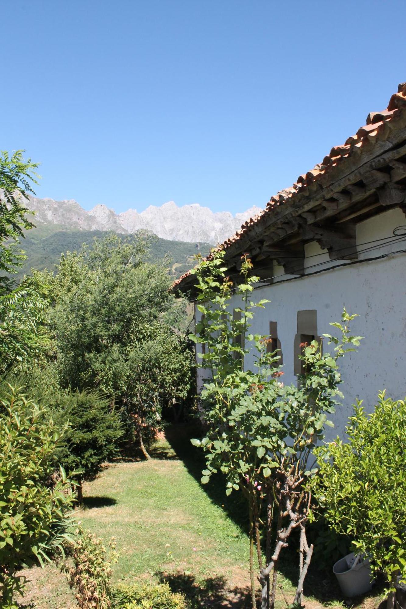 Maison d'hôtes Casona De Trevino à Cosgaya Extérieur photo